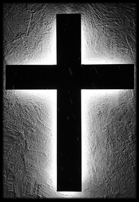 Крест католический в свете - картинки для гравировки